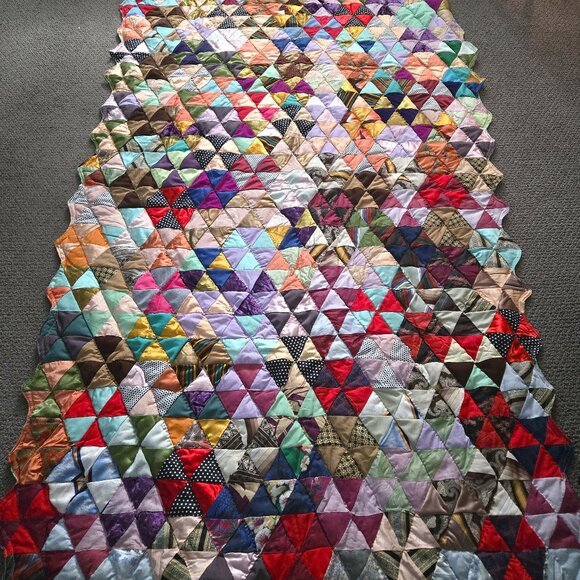 Other - Vintage Handmade Satin Twin Quilt